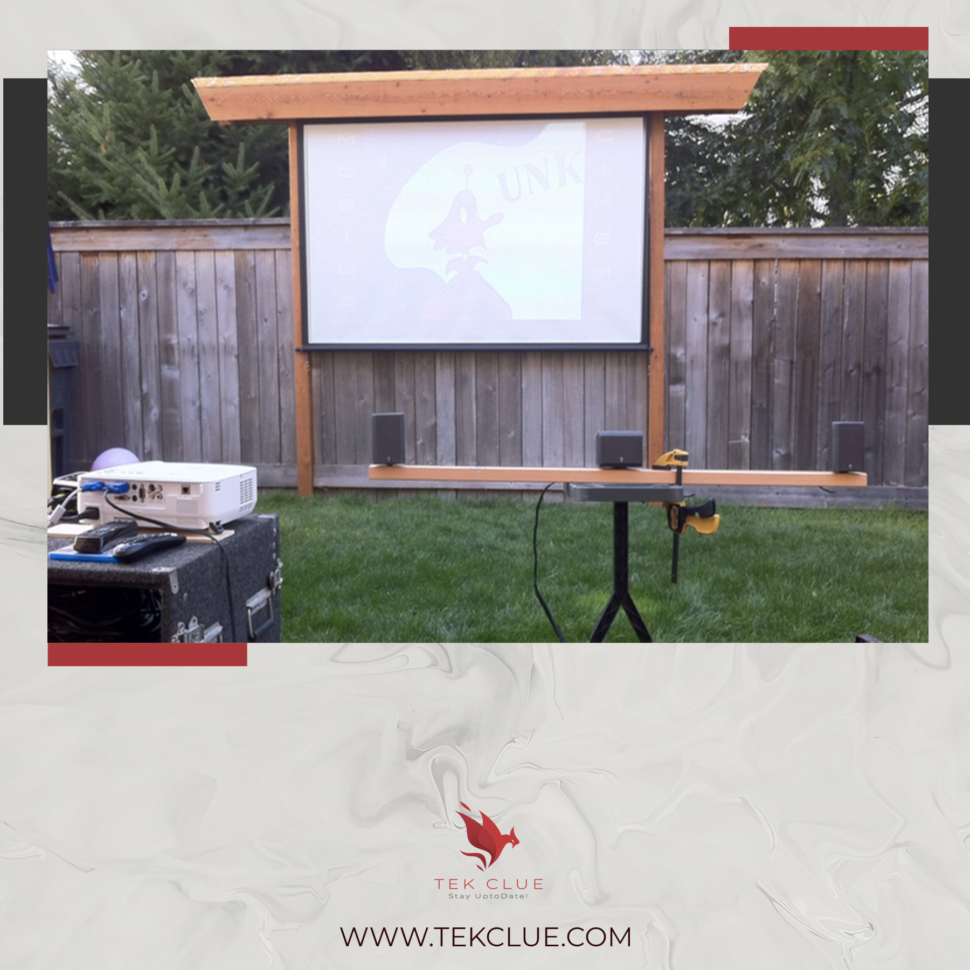 How to Use a Projector Outside During the Day